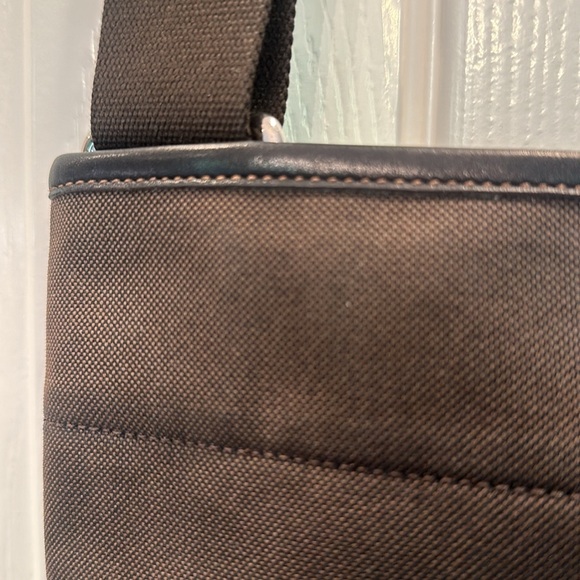 PRADA Authentic tessuto crossbody purse ❤️ - Picture 3 of 10